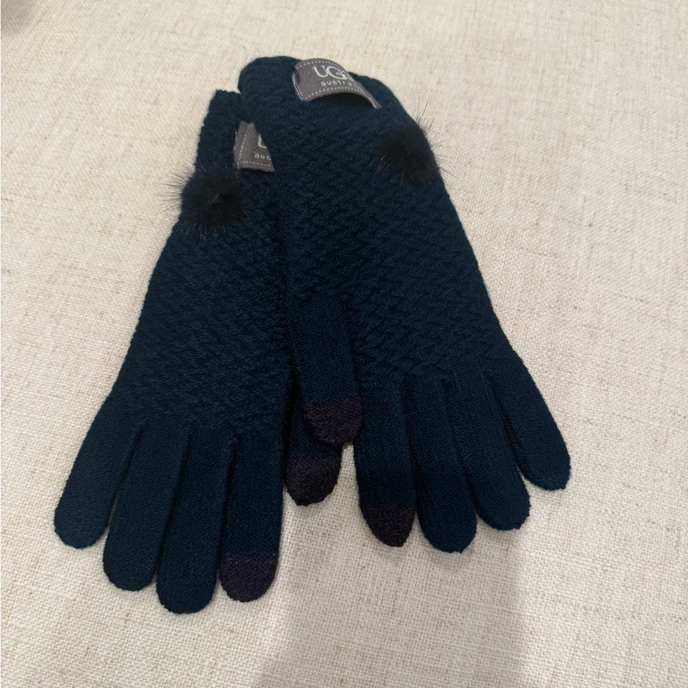UGG Women's Navy Gloves with Faux Fur Detail